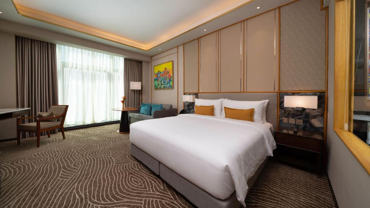 Fili Hotel At Nustar Cebu Exterior photo