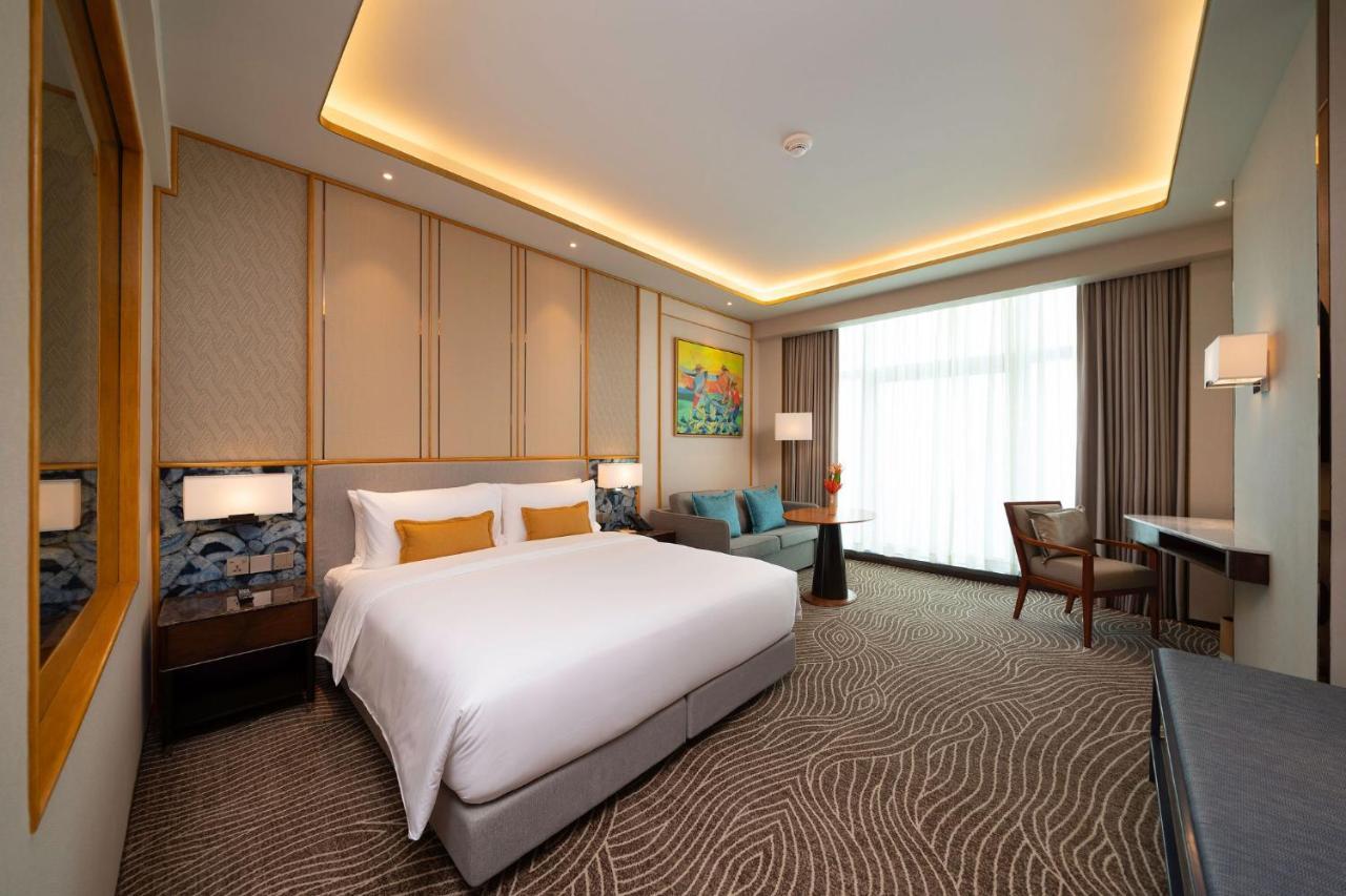 Fili Hotel At Nustar Cebu Exterior photo